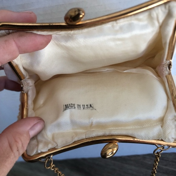 Vtg Faux Pearl Beaded Kiss Lock Clutch - Picture 9 of 14